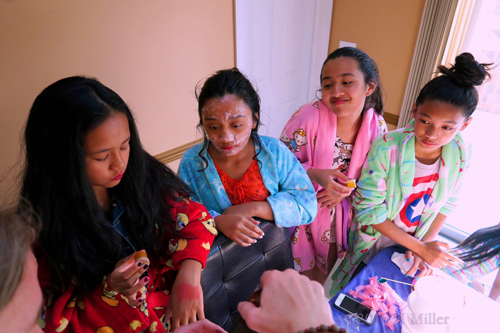 Kids Home Spa Facials And Lip Balm Kids Home Spa Facials And Lip Balm