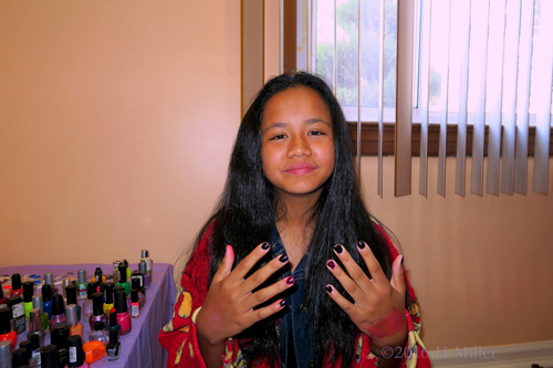 Loving Her Checkerboard Home Kids Mani