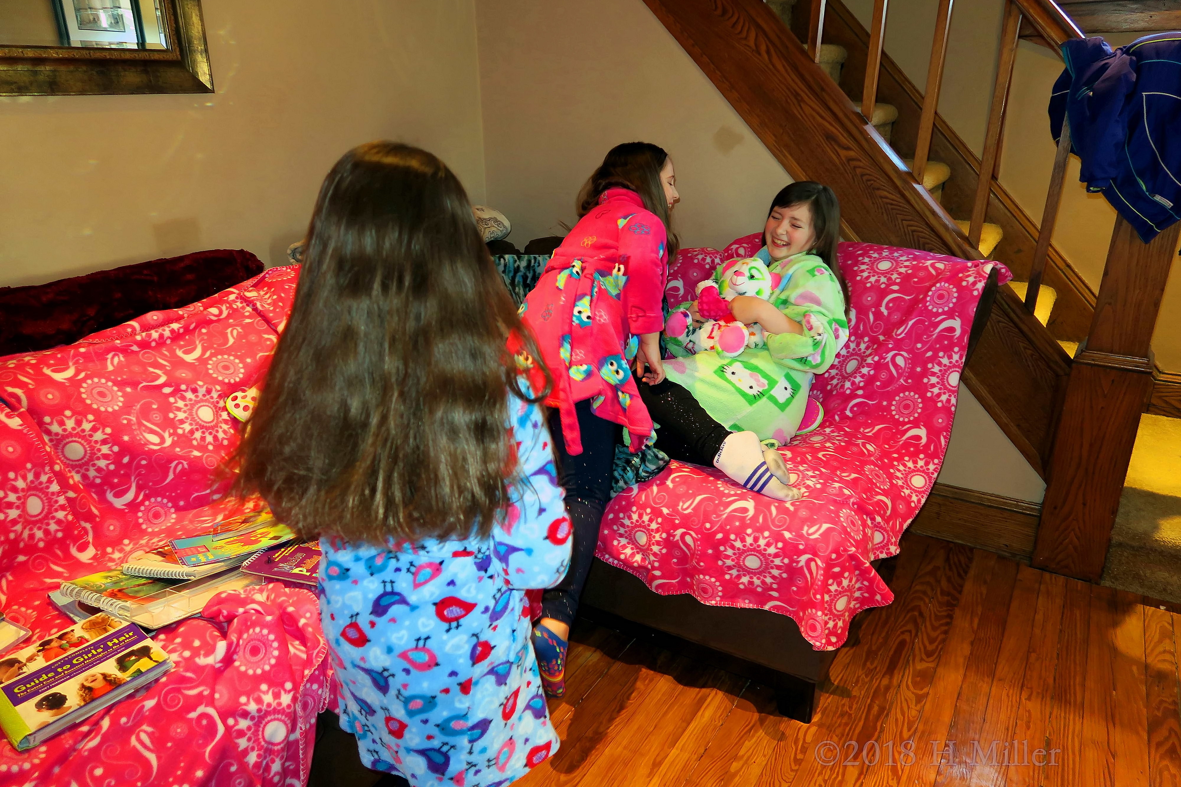 Comfy Kids Spa Robes And Giggling! Party Guests Getting Comfy Comfy Kids Spa Robes And Giggling! Party Guests Getting Comfy