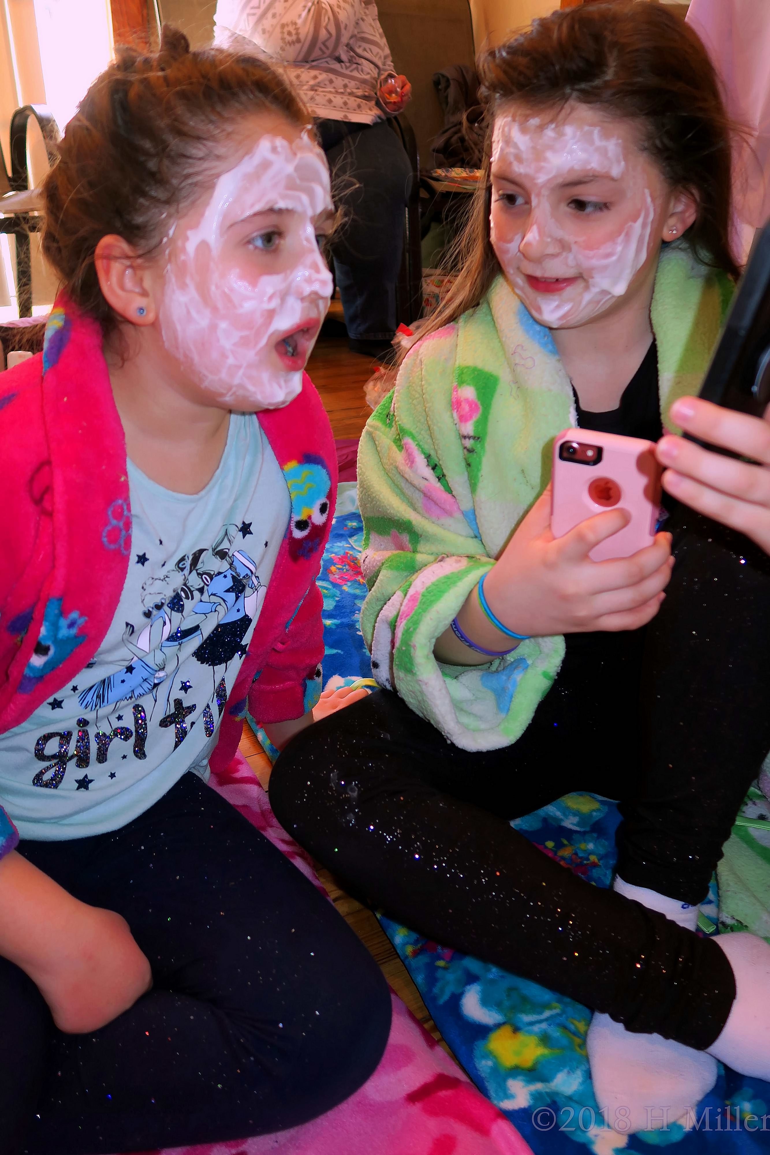 Playing On Phone While Kids Facials Dry! 