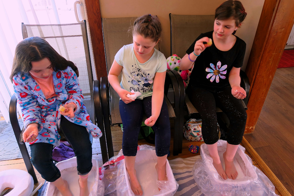 Kids Pedicure Group Photo 