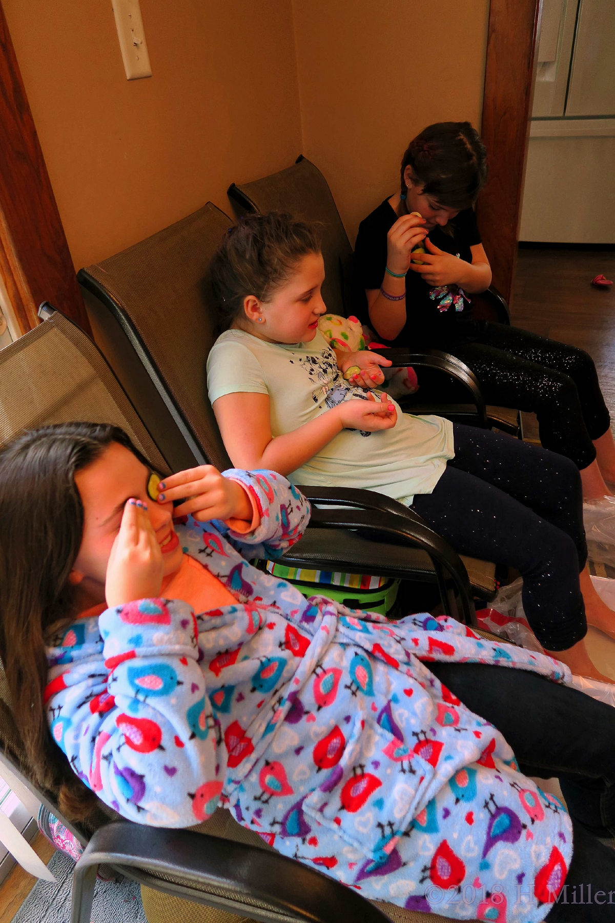 They Keep Falling Off! Cukes At The Kids Pedi Station! 