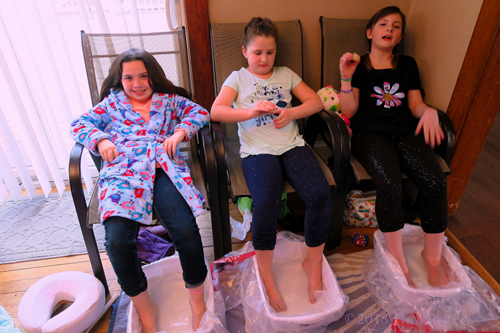 Kicking Back During Kids Pedicure! Party Guests Relaxing Kicking Back During Kids Pedicure! Party Guests Relaxing