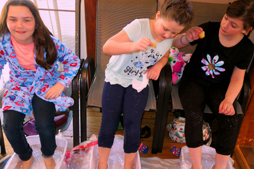 Kids Craft Lip Balm And Kids Pedicures! Kids Craft Lip Balm And Kids Pedicures!