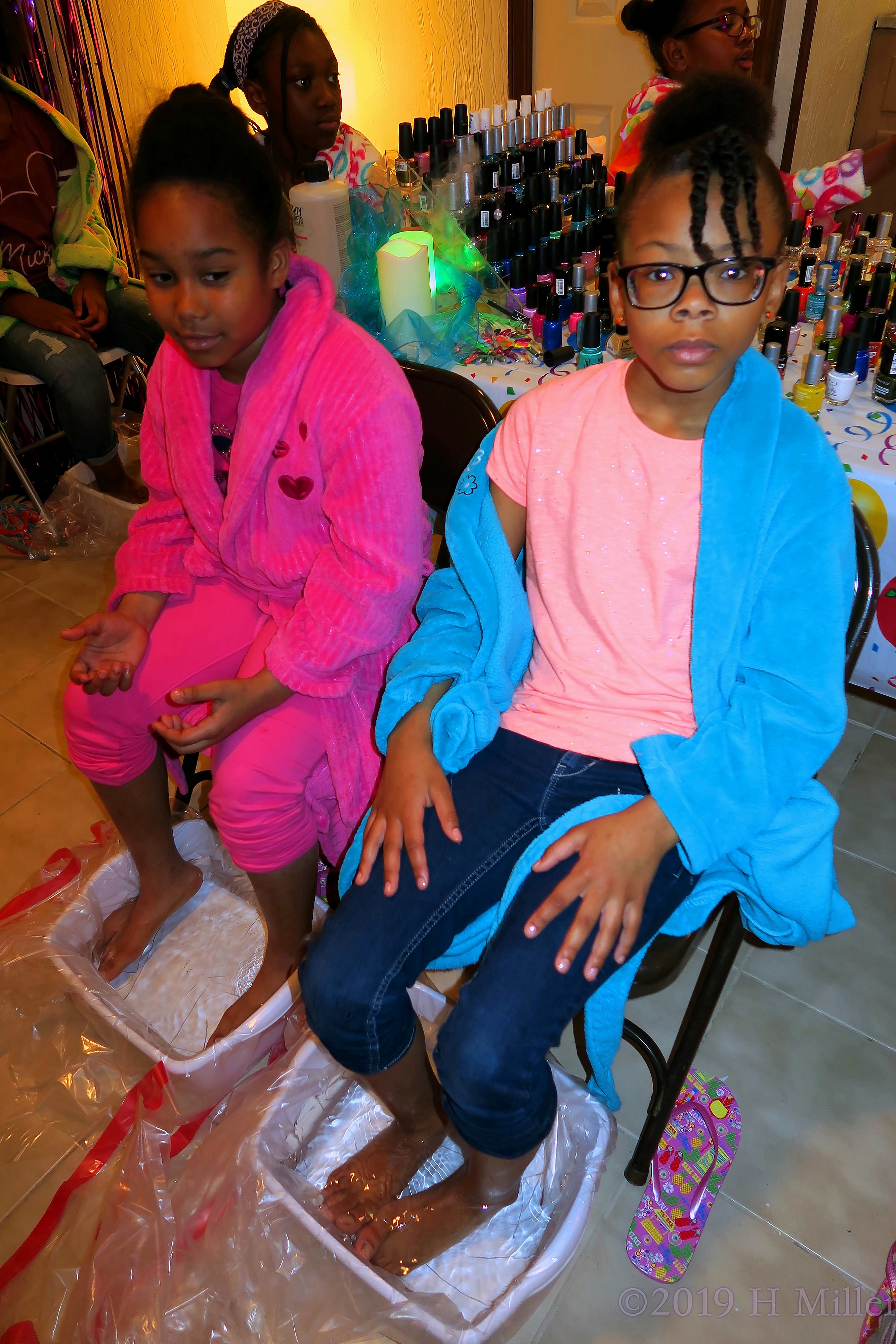 0h..... Relaxing With Kids Pedis Feels So Good! 0h..... Relaxing With Kids Pedis Feels So Good!