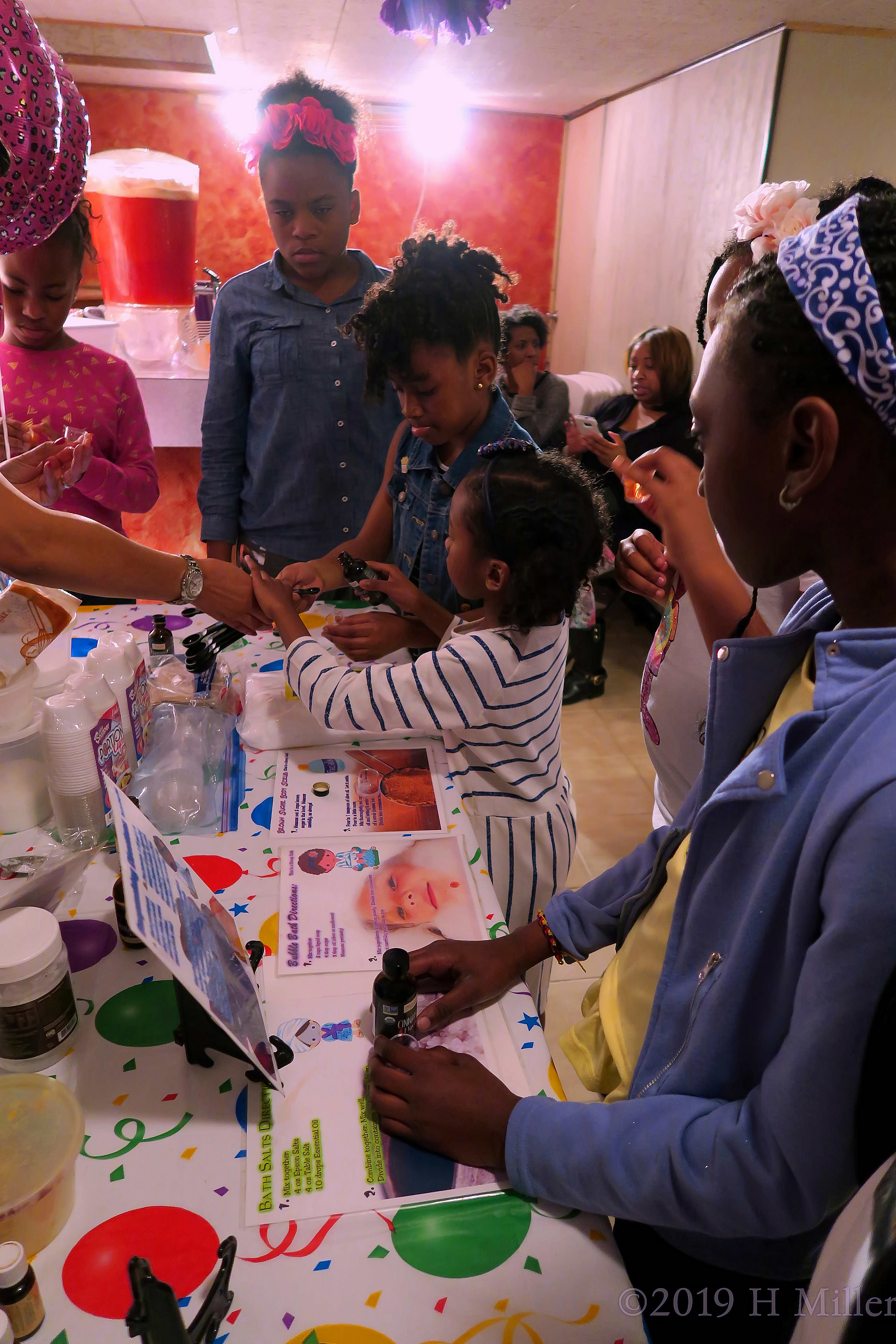 Could You Pour Me Some Color For This Kids Craft Please........! Could You Pour Me Some Color For This Kids Craft Please........!