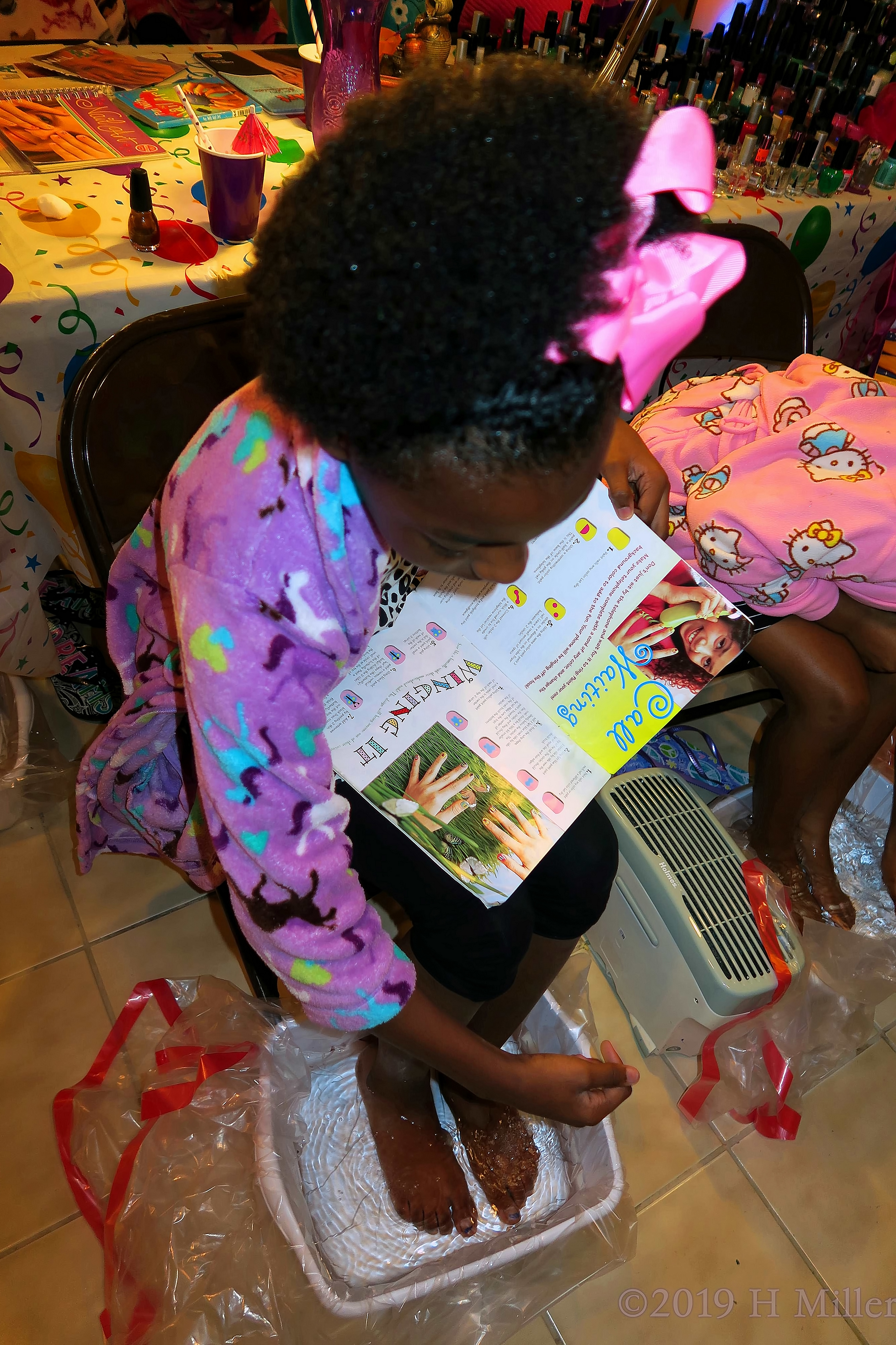 Enjoying Her Kids Pedicure Enjoying Her Kids Pedicure