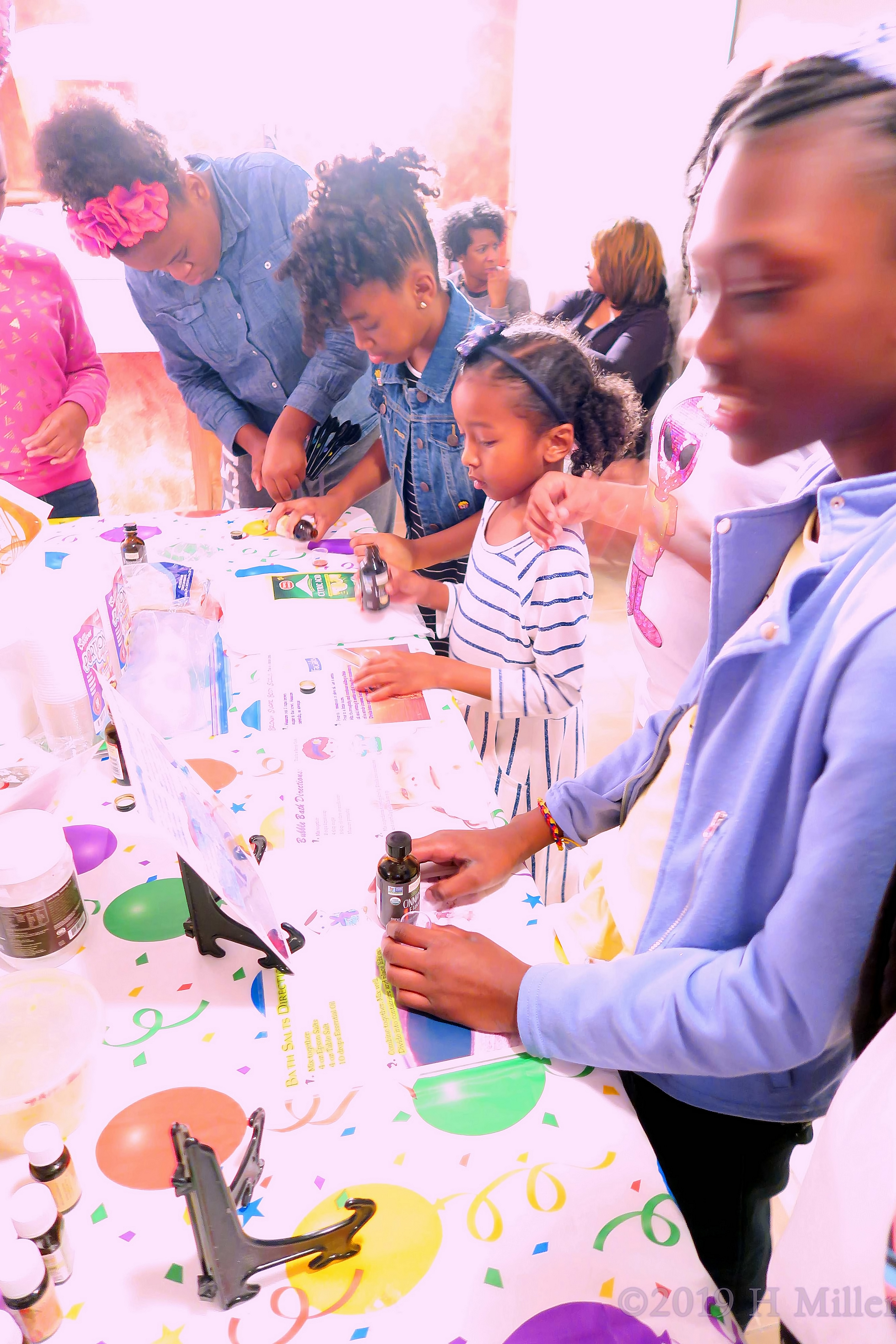 Jordyn's Friends Having A Blast Making Kids Crafts Jordyn's Friends Having A Blast Making Kids Crafts