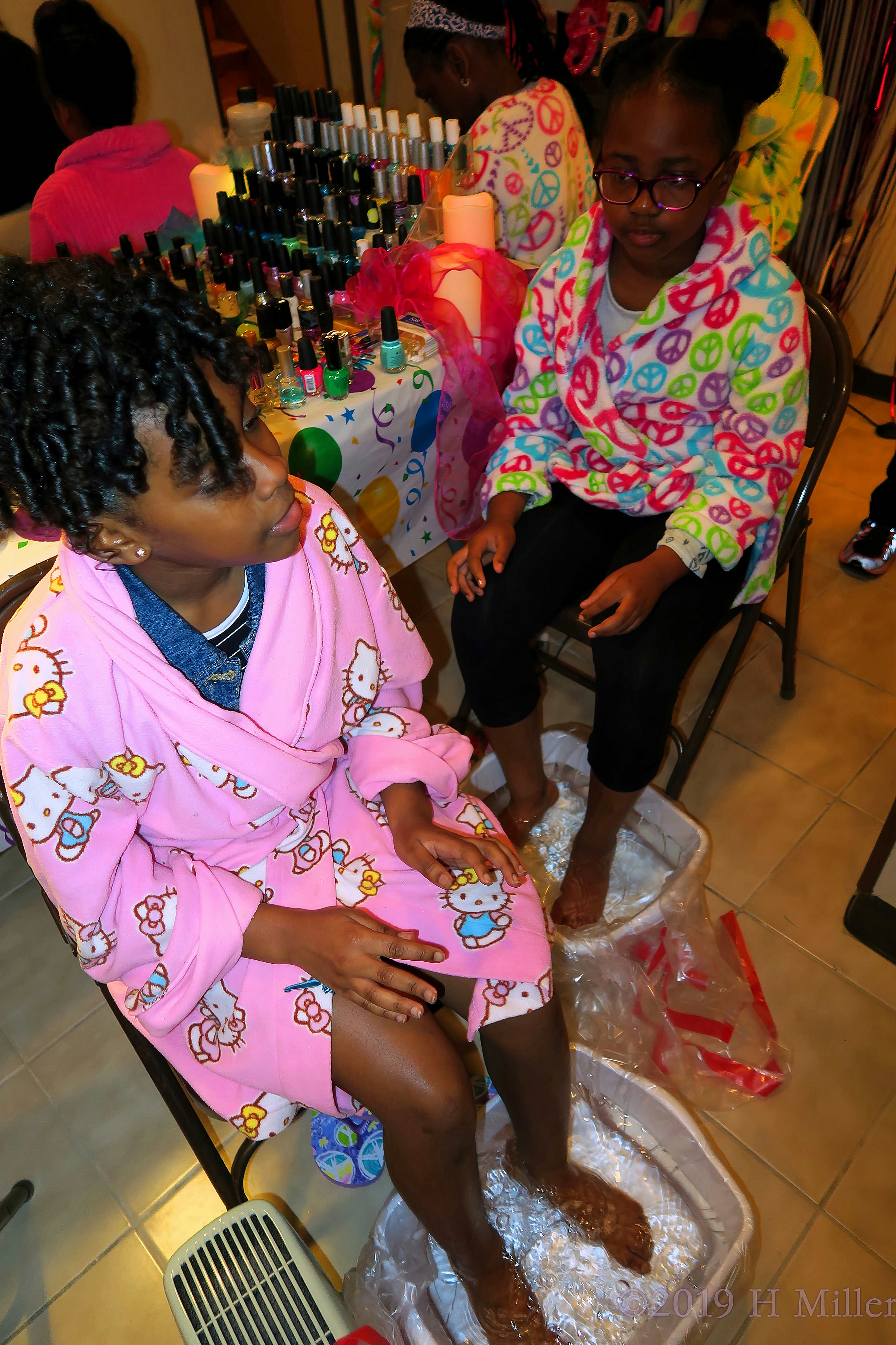 Jordyn And Her Friends Enjoy A Relaxing Kids Pedicure Jordyn And Her Friends Enjoy A Relaxing Kids Pedicure