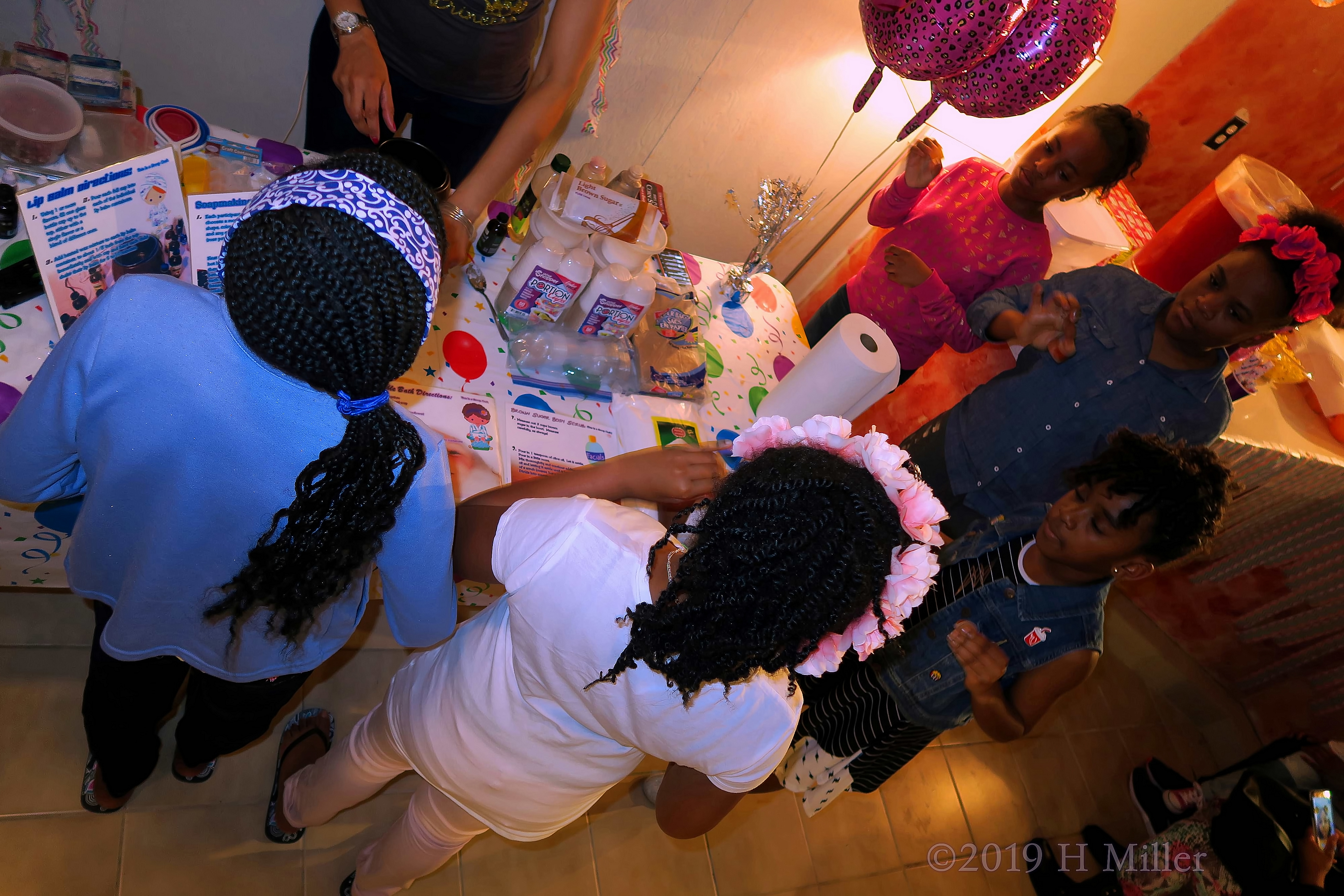 Jordyn And Her Friends Enjoying Crafts For Kids Making Jordyn And Her Friends Enjoying Crafts For Kids Making