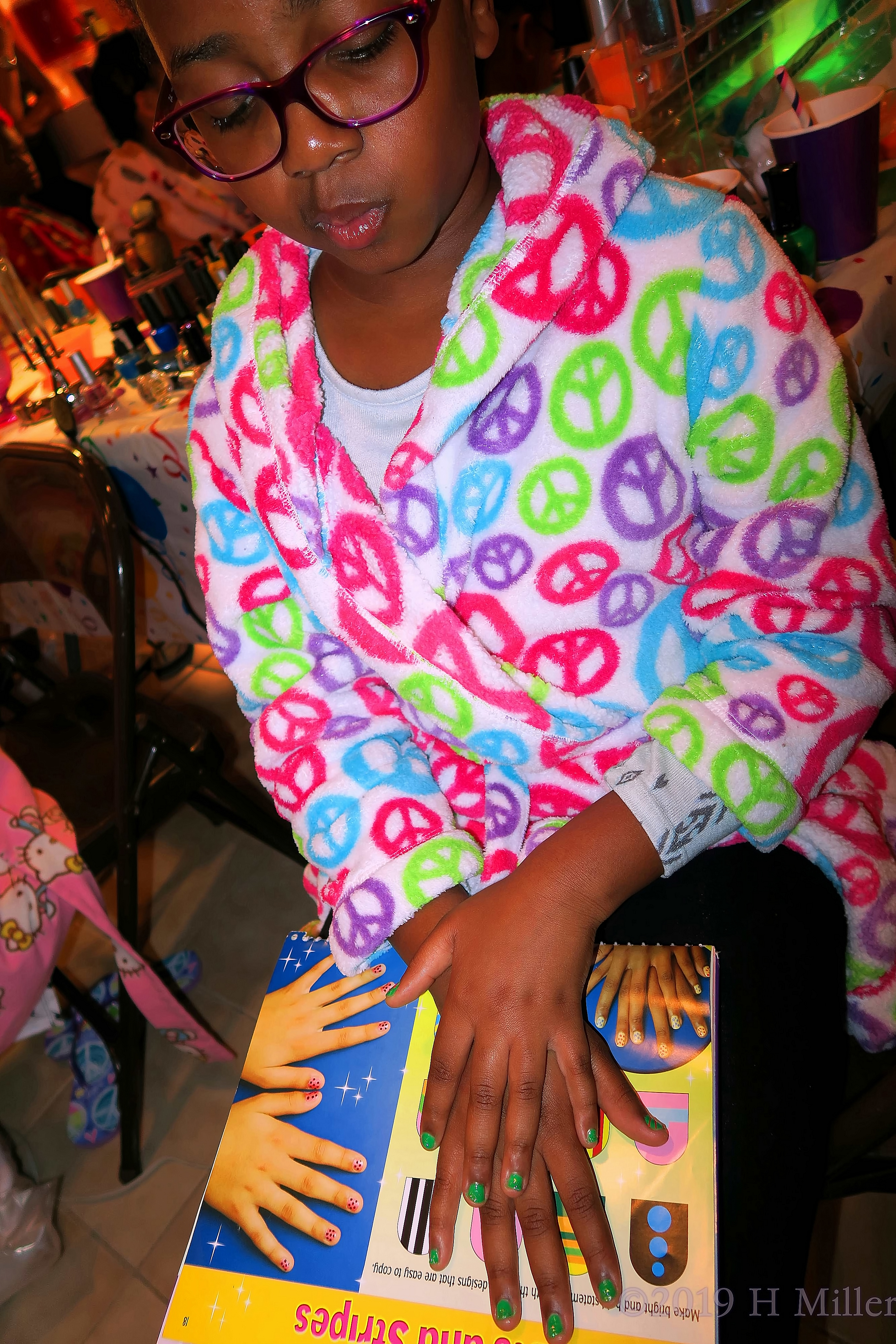 Now To Let My Kids Manicure Dry! 4 Now To Let My Kids Manicure Dry! 4