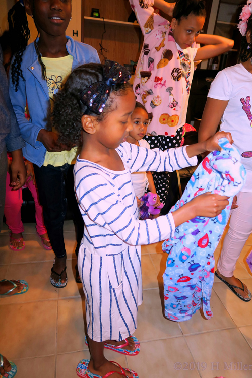 Blue Rocket Print Spa Robe Just Perfect For Her Blue Rocket Print Spa Robe Just Perfect For Her