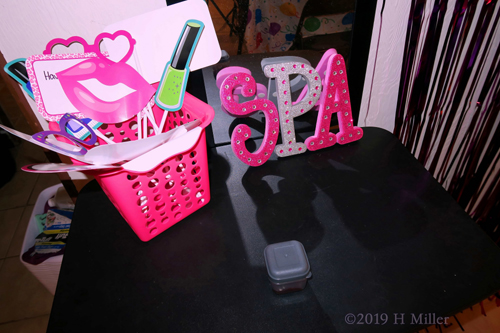 Decorative Elements For The Spa Birthday Part