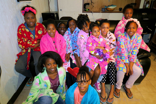 Jordyn And Guests Ready For Their Spa Day In Cozy Spa Robes Jordyn And Guests Ready For Their Spa Day In Cozy Spa Robes