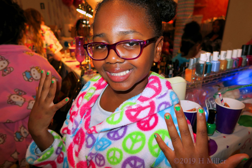 Super Cute Mini Mani At The Spa Day! Super Cute Mini Mani At The Spa Day!