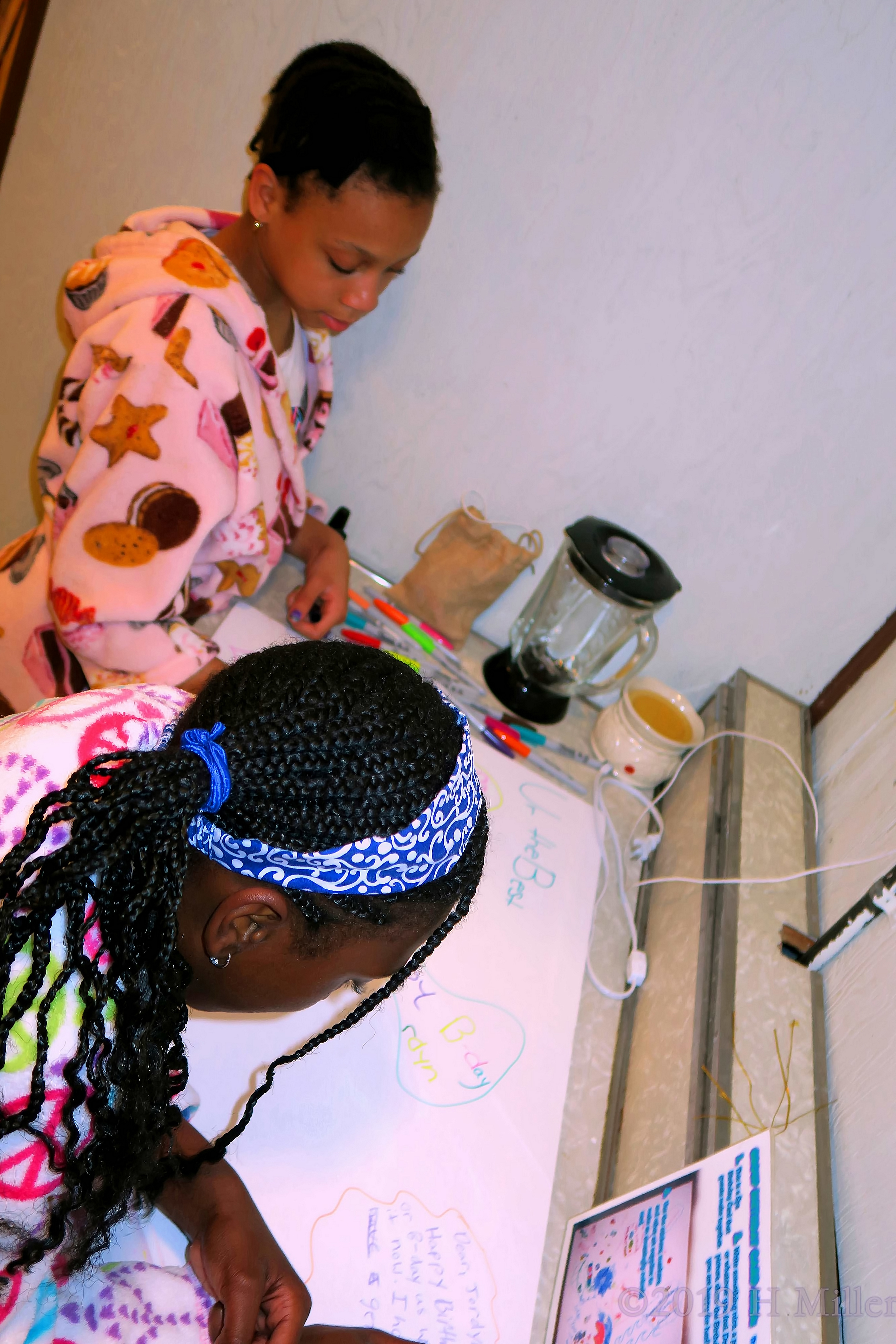 Jordyn's Friends Decorating The Birthday Board Jordyn's Friends Decorating The Birthday Board