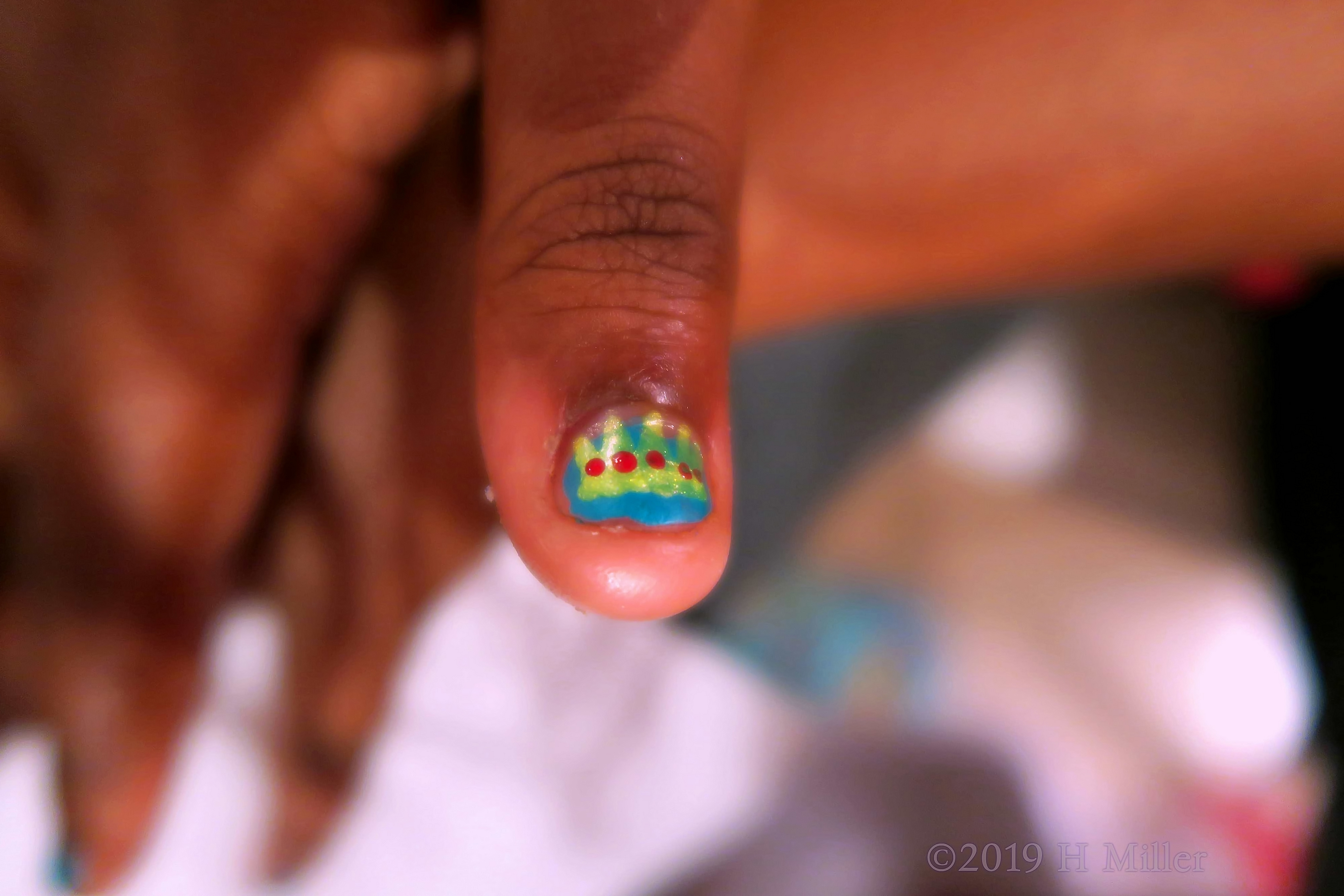 Manicure For Girls Fit For A Queen Manicure For Girls Fit For A Queen