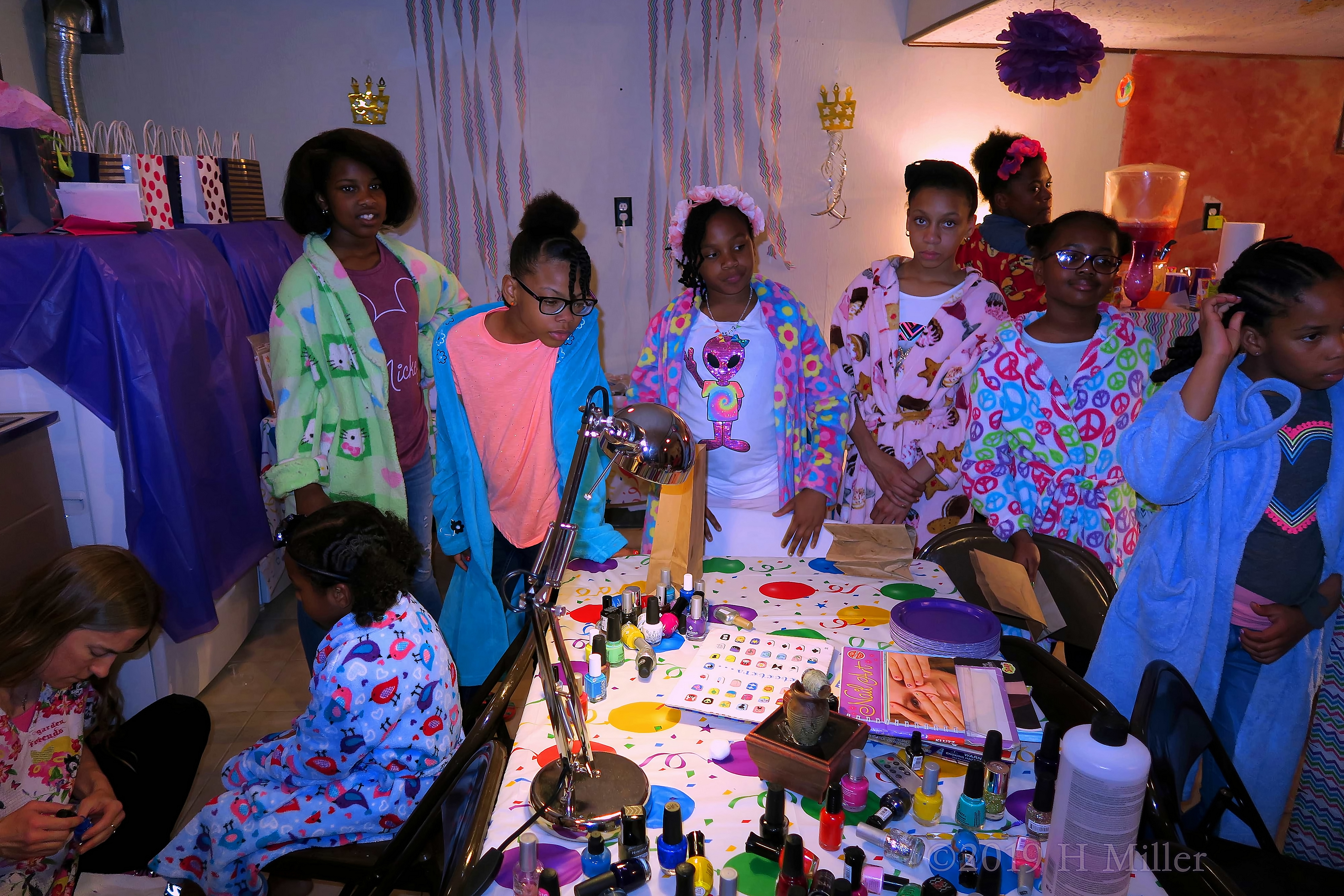 Party Guests Having Fun At The Spa Birthday Party Party Guests Having Fun At The Spa Birthday Party