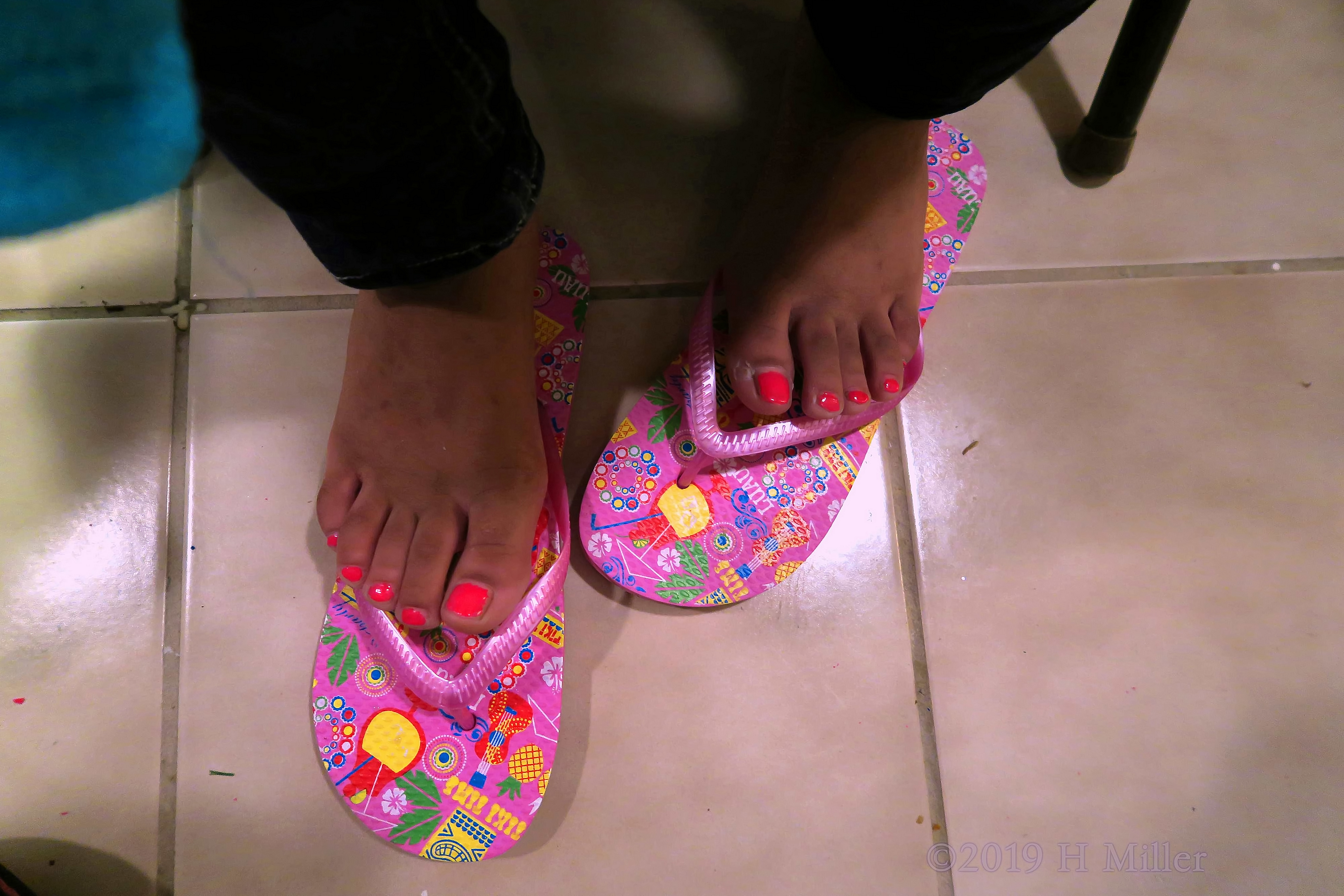 Poppin' Pink Kids Pedicure. Poppin' Pink Kids Pedicure.