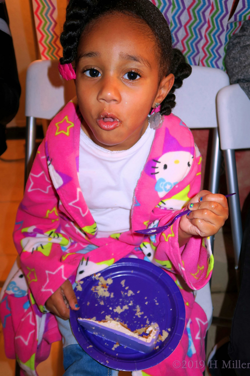 Party Guest Going In On Her Slice Of Cake Party Guest Going In On Her Slice Of Cake