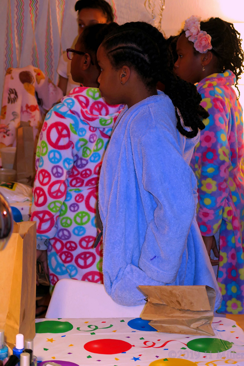 Party Guests Comfy In Their Cute Spa Robes Party Guests Comfy In Their Cute Spa Robes