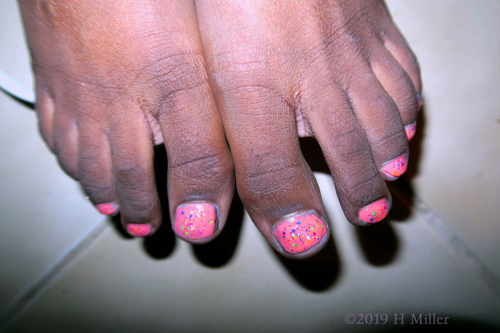 Pink And Glitter Girls Pedicure For The Perfect Spa Day!