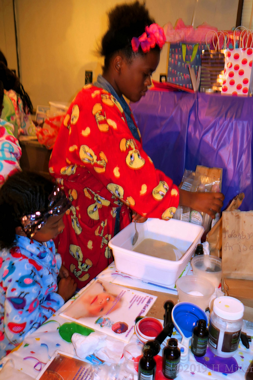 Setting Up Crafts For Kids Ingredients For Beautiful Bath Bombs Setting Up Crafts For Kids Ingredients For Beautiful Bath Bombs