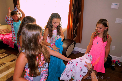 Julia's Spa Party For Kids In Colonia New Jersey In June 2016 Gallery 1