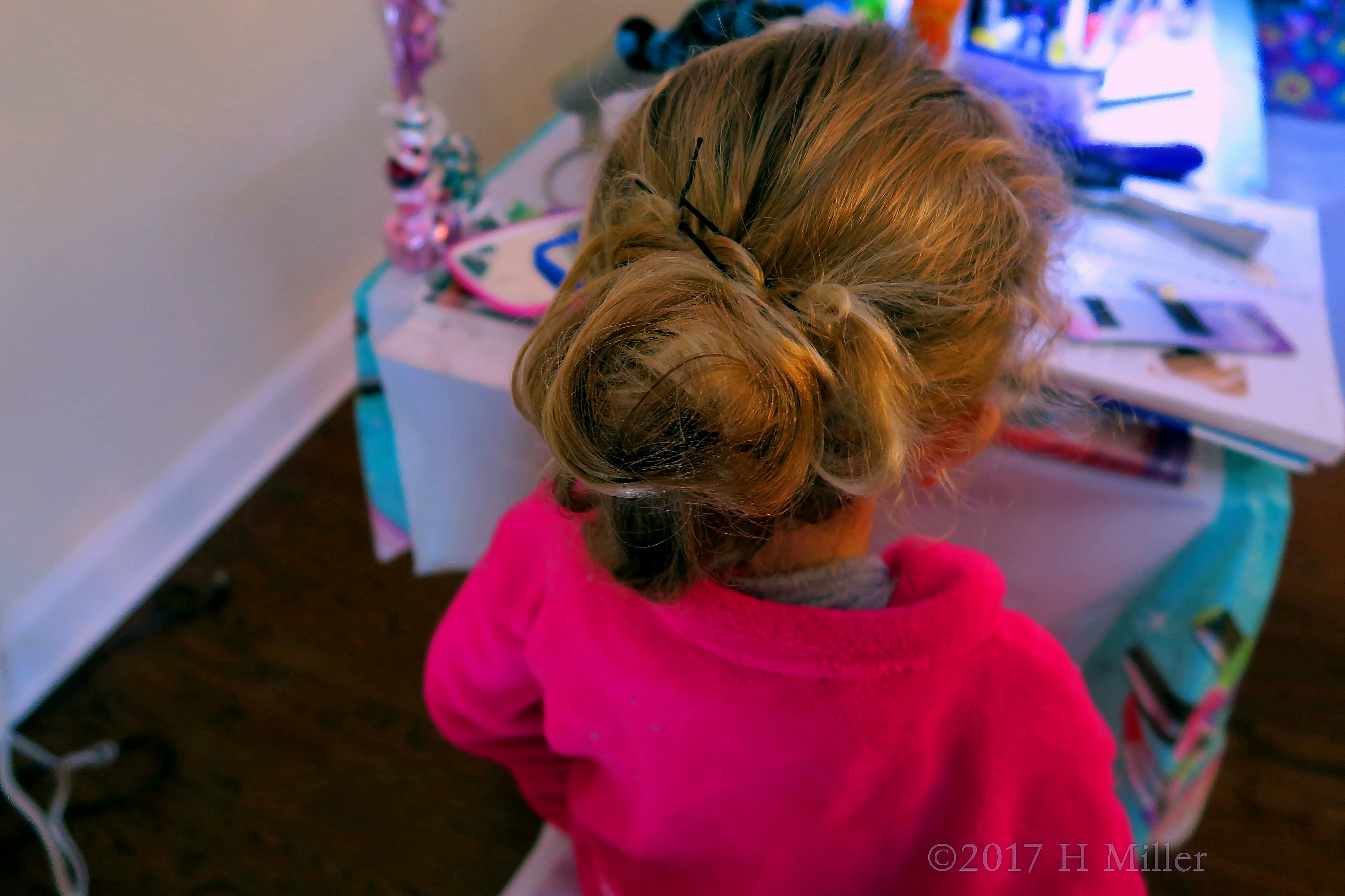 Chic Messy Bun Kids Hairstyle Chic Messy Bun Kids Hairstyle