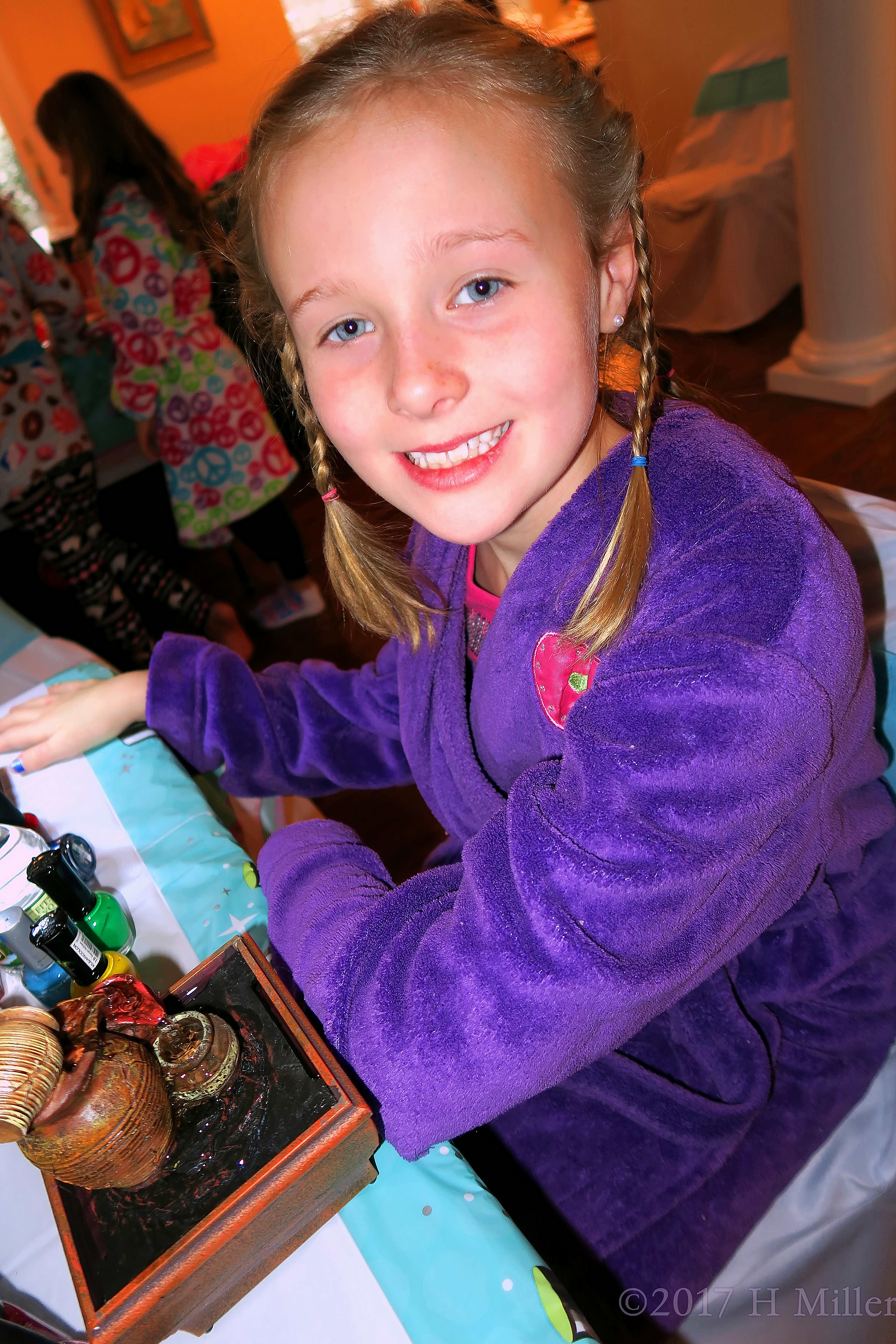 Getting Her Mini Mani Done After Hairstyles 