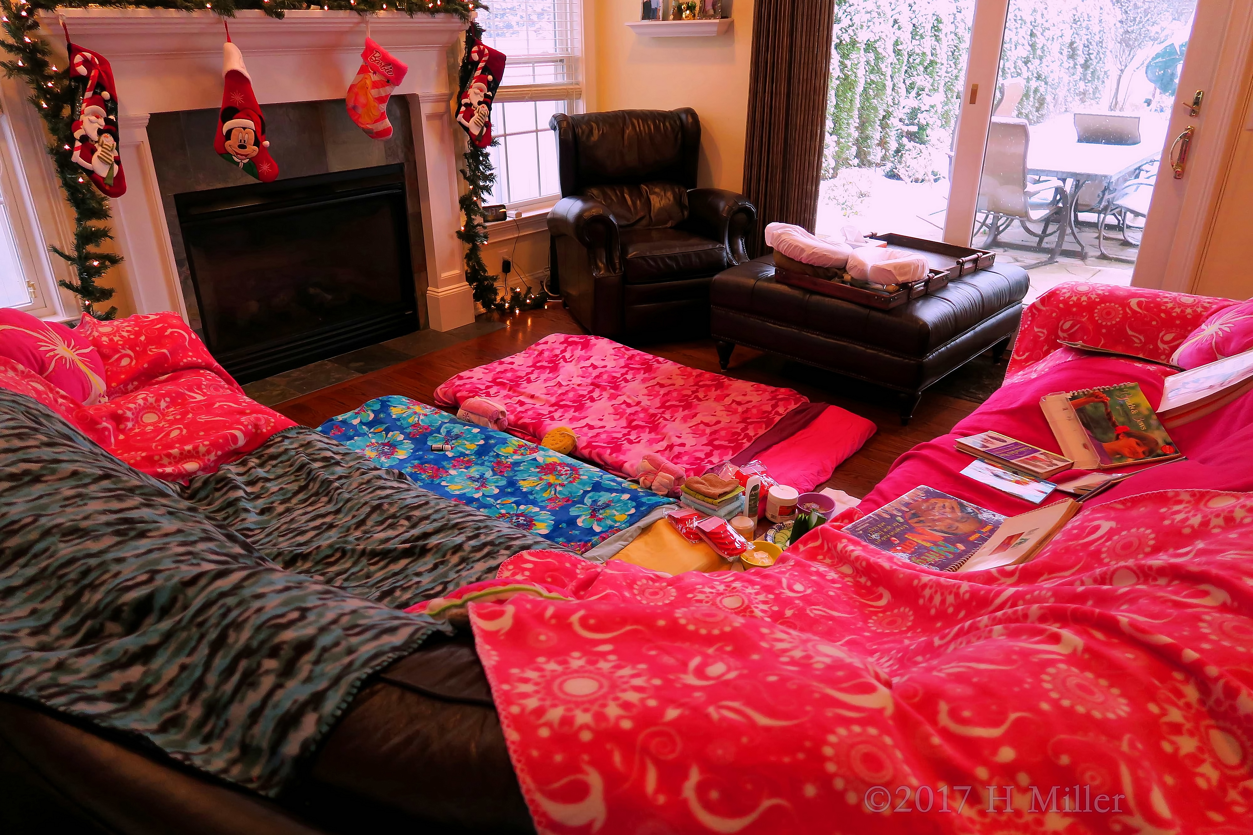 Her Living Room Is A Spa! Her Living Room Is A Spa!