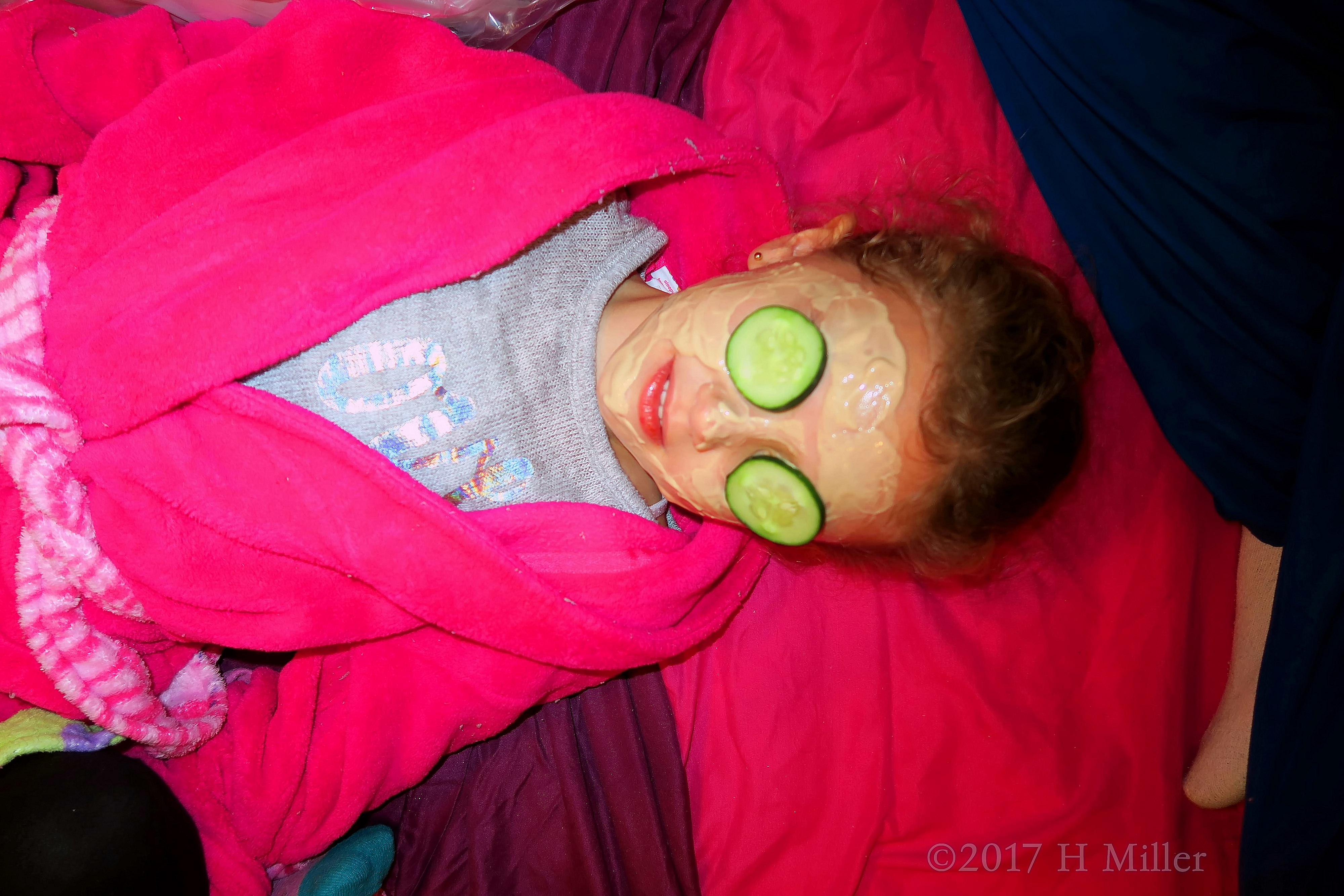 Having Fun Relaxing With A Yummy Girls Facial Having Fun Relaxing With A Yummy Girls Facial