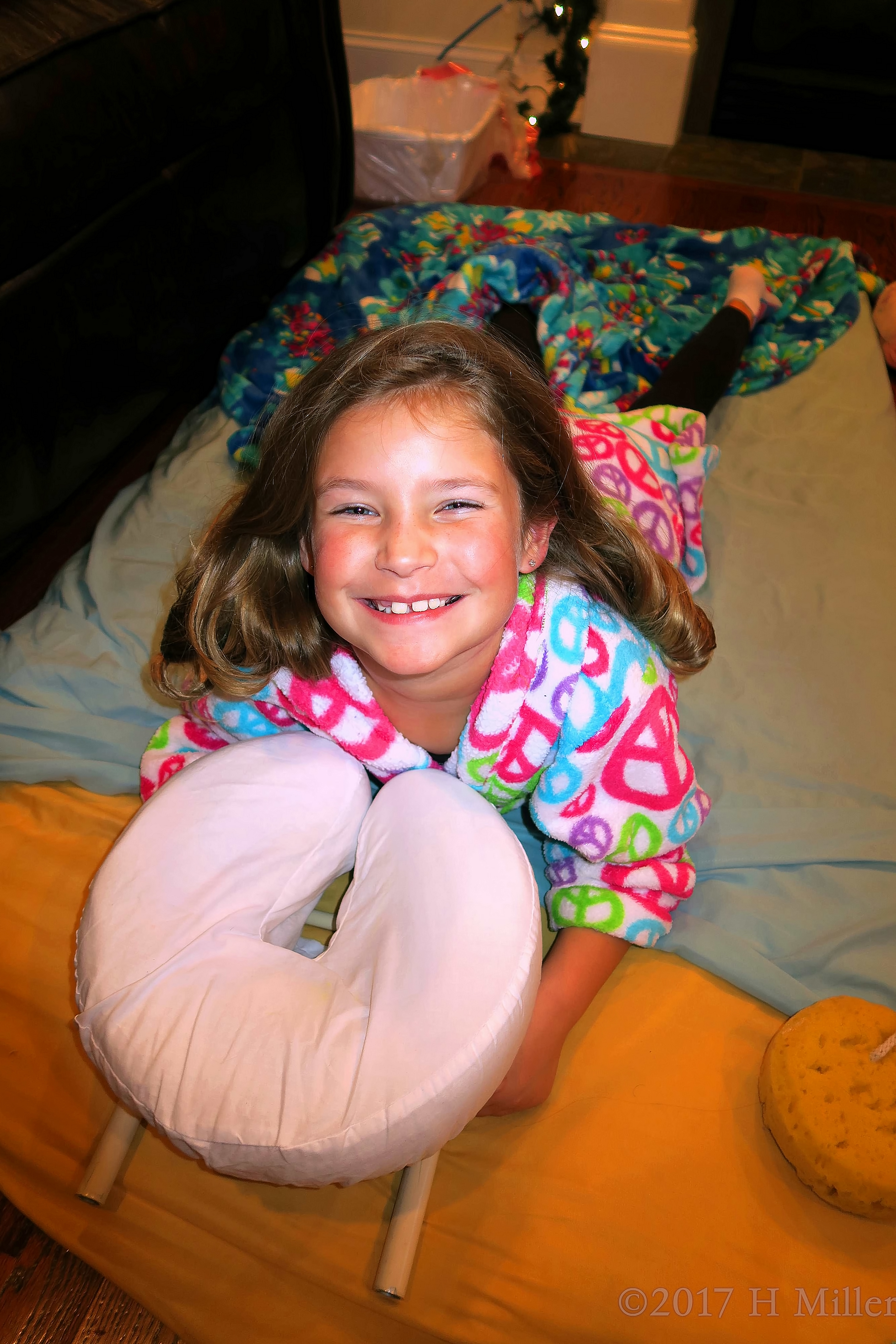 She's SUPER Excited For Kids Massages! She's SUPER Excited For Kids Massages!