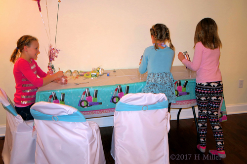 Super Fun Crafting At The Kids Home Spa Super Fun Crafting At The Kids Home Spa
