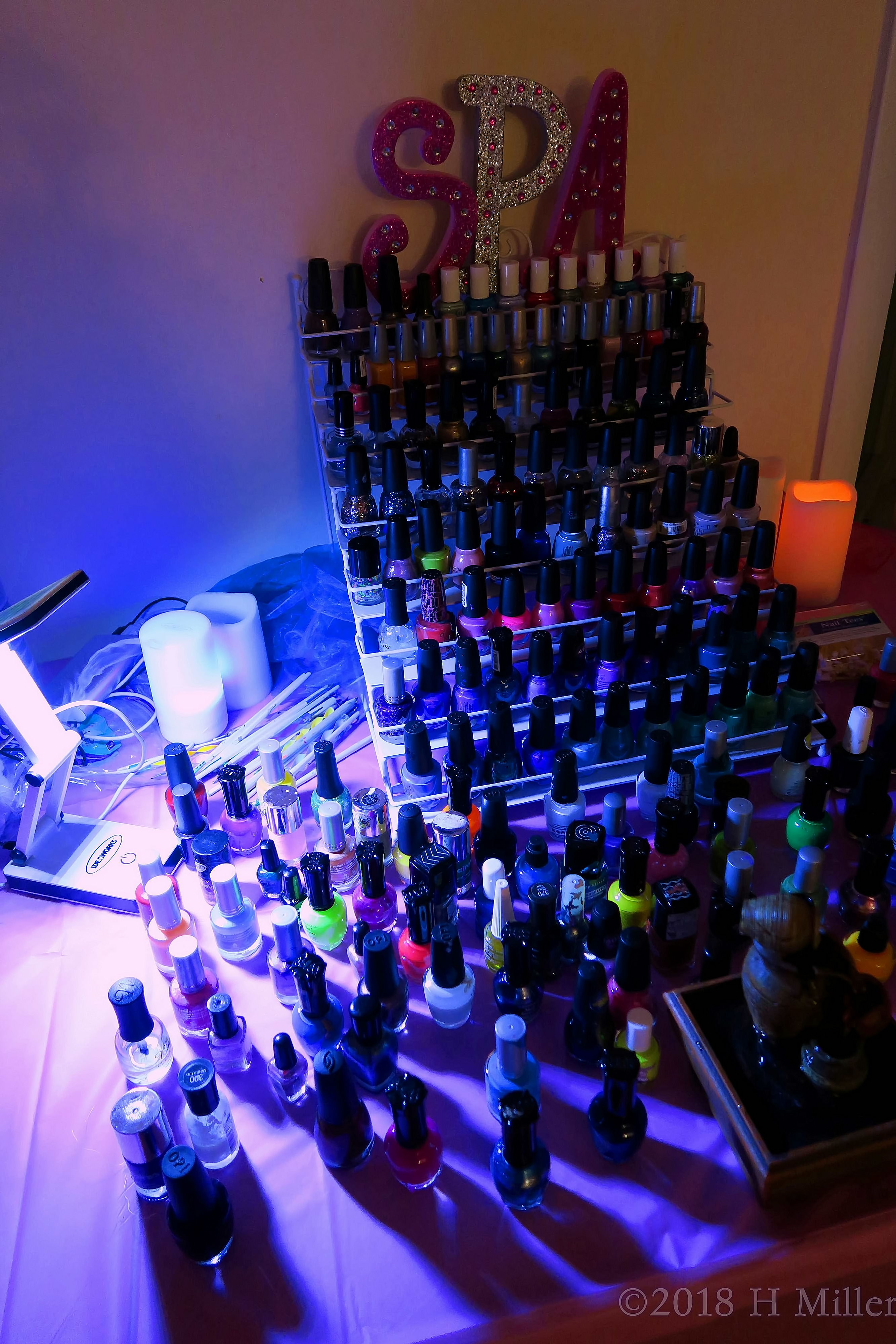 Lighting Sets The Mood! Purple Lighting Illuminating The Kids Nail Salon Lighting Sets The Mood! Purple Lighting Illuminating The Kids Nail Salon