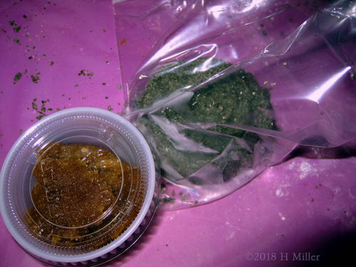 Brown Sugar Scrubs And Bags Of Fizzy Bath Bomb Kids Crafts For Party Guests! Brown Sugar Scrubs And Bags Of Fizzy Bath Bomb Kids Crafts For Party Guests!