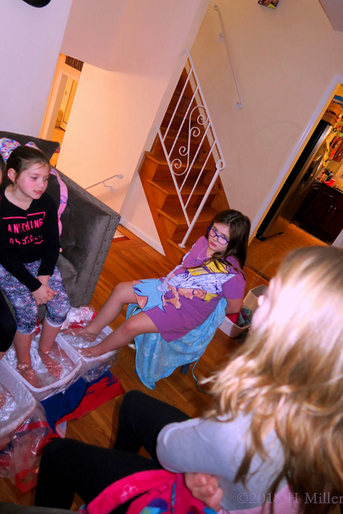 Picture Of Pampering! Party Guests Get Kids Pedicures!