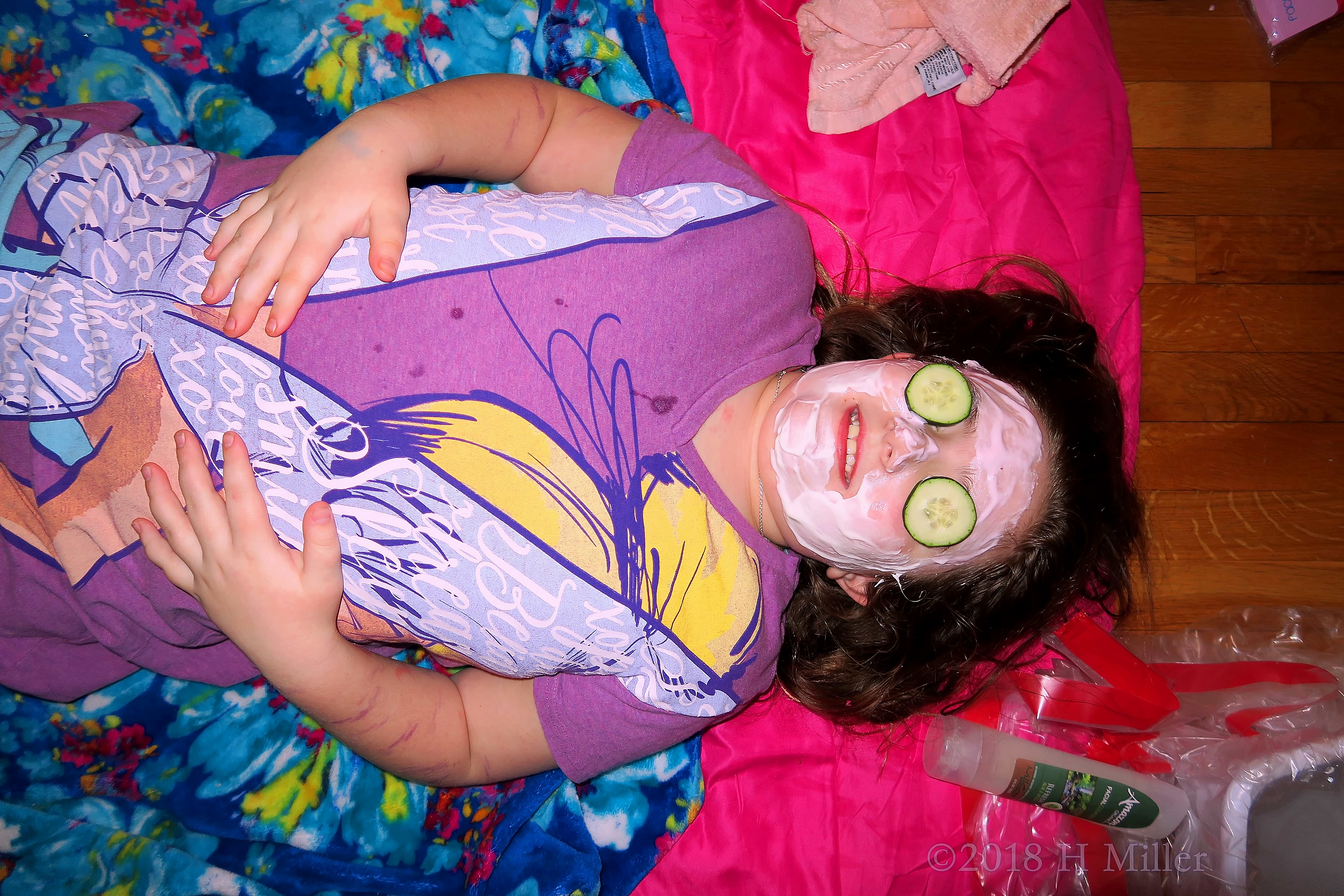 Cooling Cucumbers! Kids Facial On Spa Party Guest Cooling Cucumbers! Kids Facial On Spa Party Guest