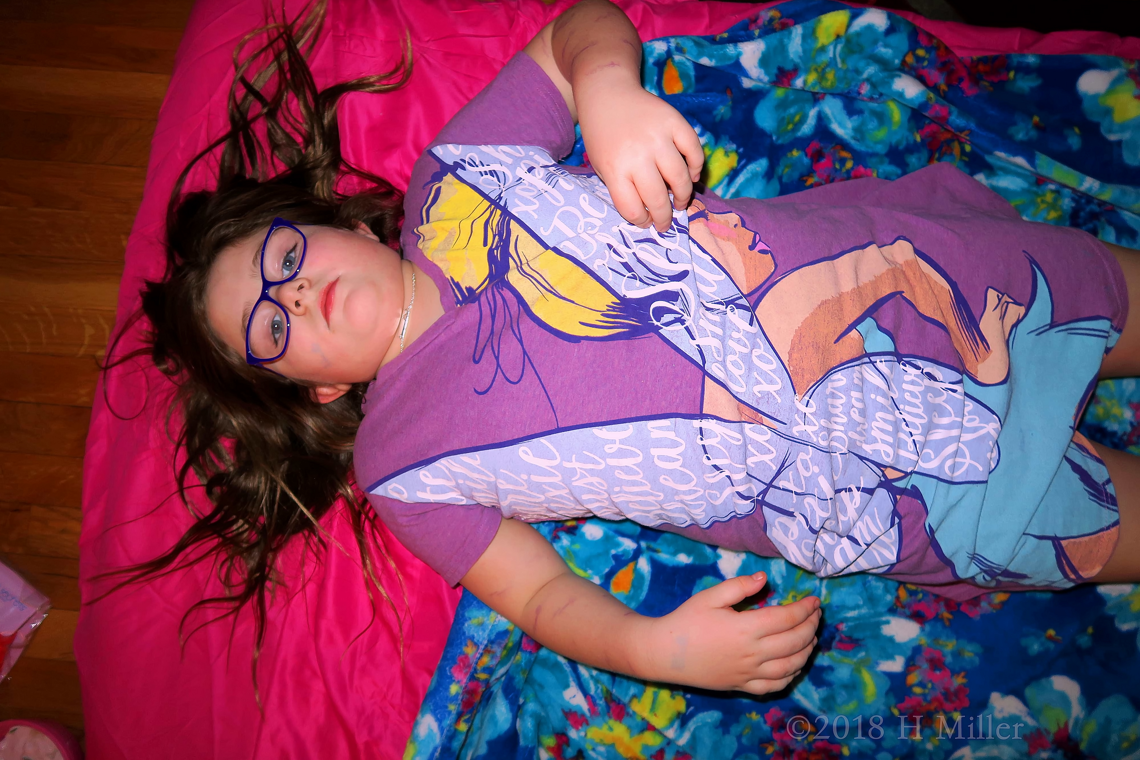 Party Guest Winding Down, Ready For A Girls Facial! Party Guest Winding Down, Ready For A Girls Facial!