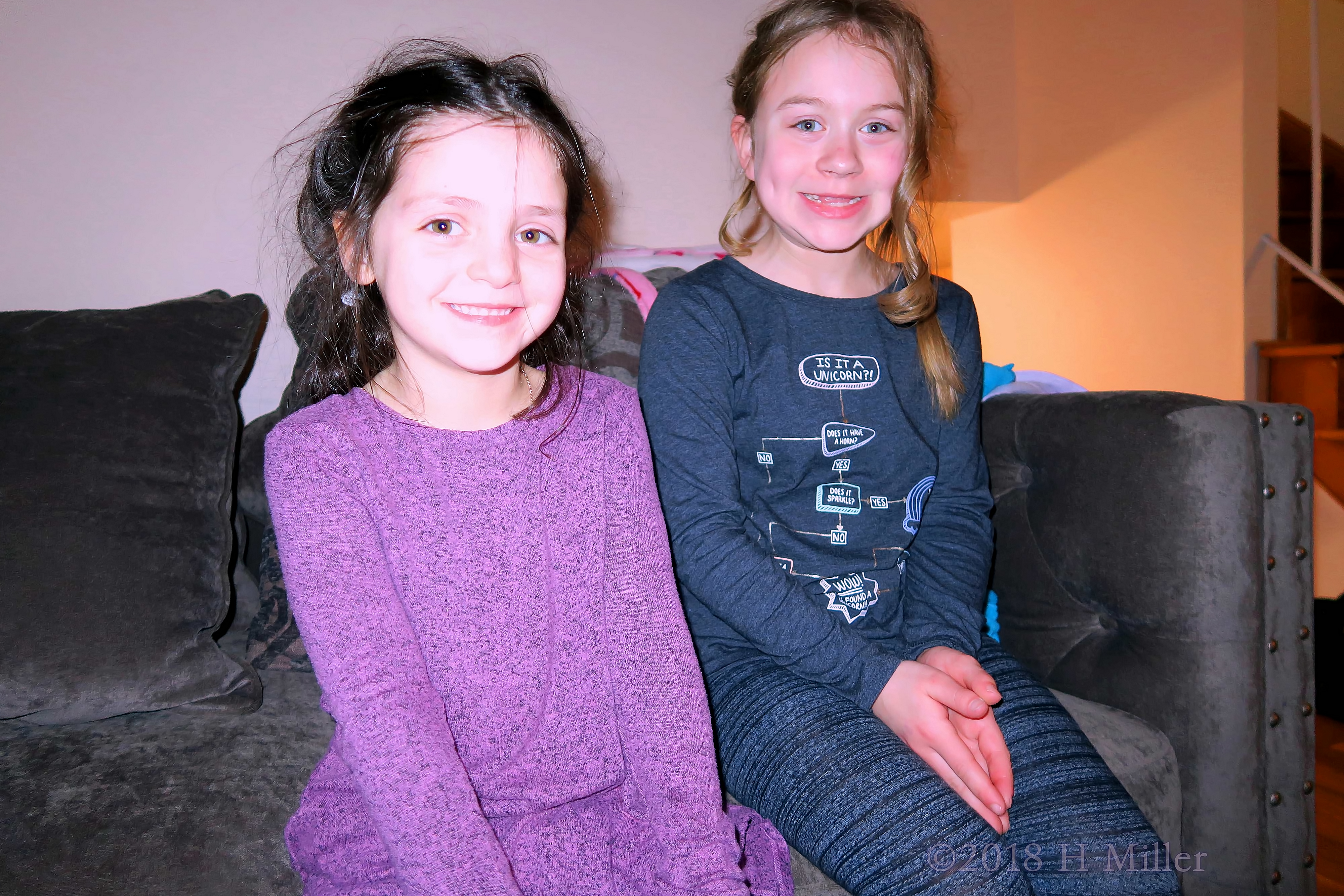 Posing While Playing! Spa Party Guests Pose For Kids Pedicures! Posing While Playing! Spa Party Guests Pose For Kids Pedicures!