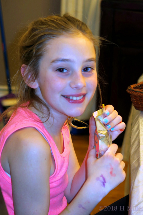 Juice And Jamming! Spa Party Guest Enjoys Juice At The Kids Spa Party! Juice And Jamming! Spa Party Guest Enjoys Juice At The Kids Spa Party!