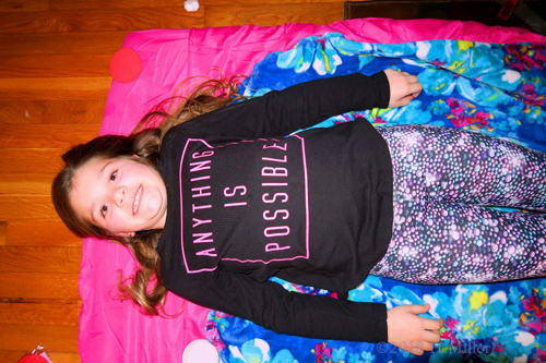 Party Guest Is Patiently Posing For Kids Facial! Party Guest Is Patiently Posing For Kids Facial!