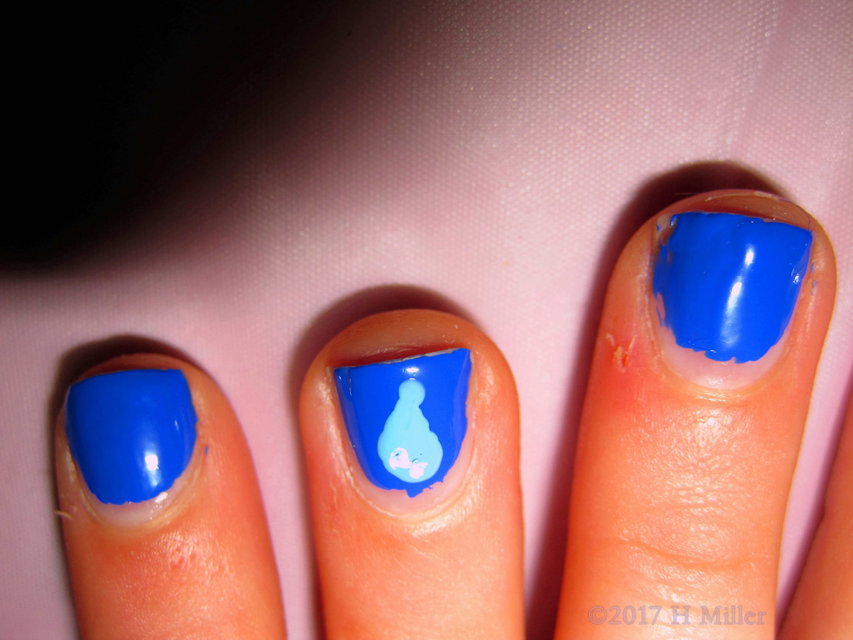Is This A Teardrop Nail Design On Her Kids Mini Mani! 