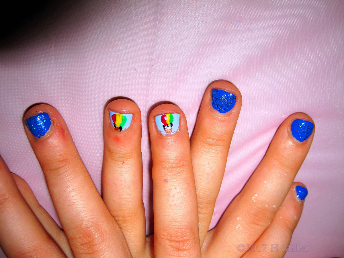 Oh Wow Hot Air Balloon Nail Design For This Kids Manicure! 
