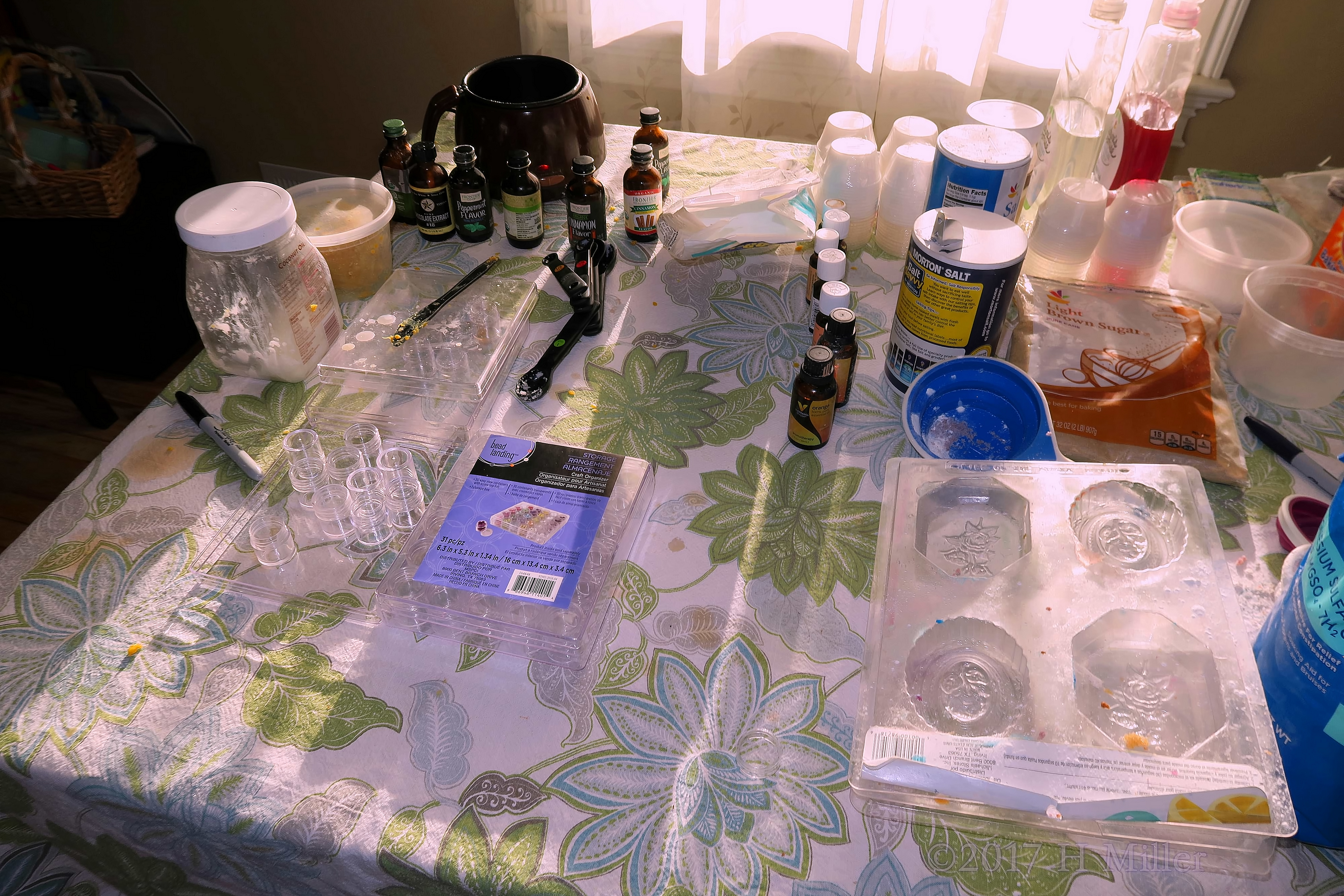 Everything Is Ready On The Crafts For Kids Table At The Spa For Girls! Everything Is Ready On The Crafts For Kids Table At The Spa For Girls!