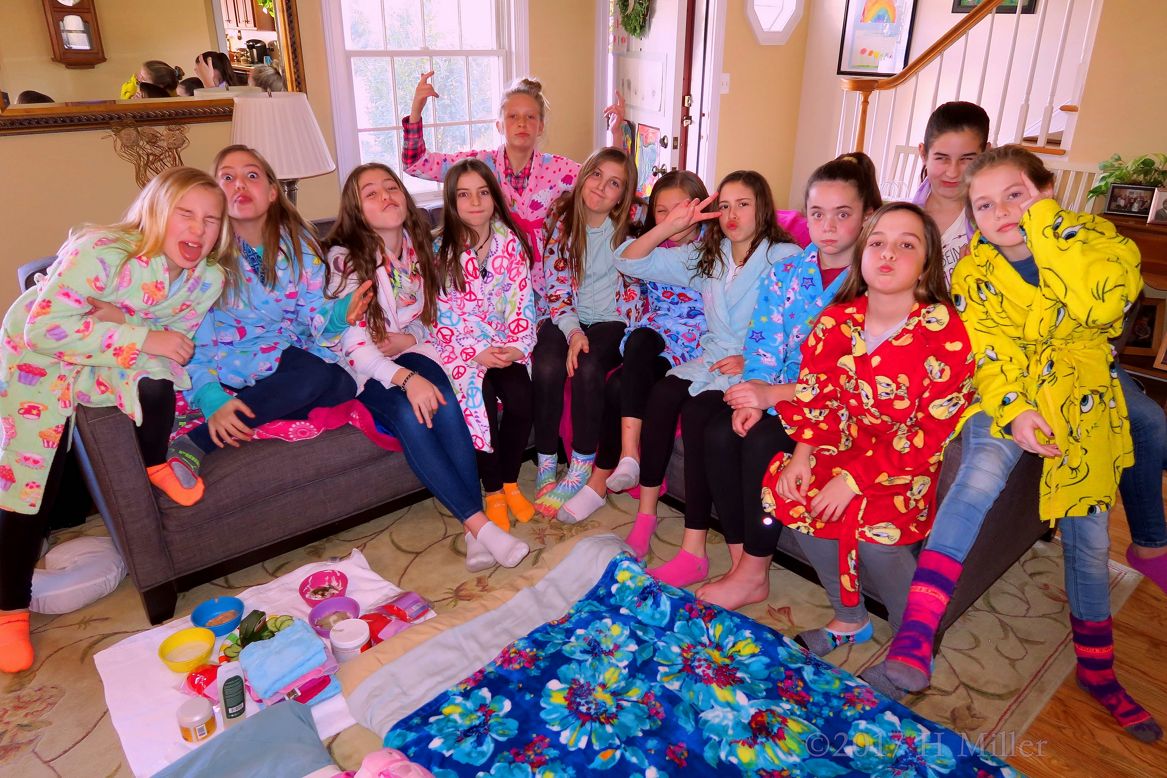 Party Guests Are Making Funny Faces For The Spa Party Group Photo! Party Guests Are Making Funny Faces For The Spa Party Group Photo!