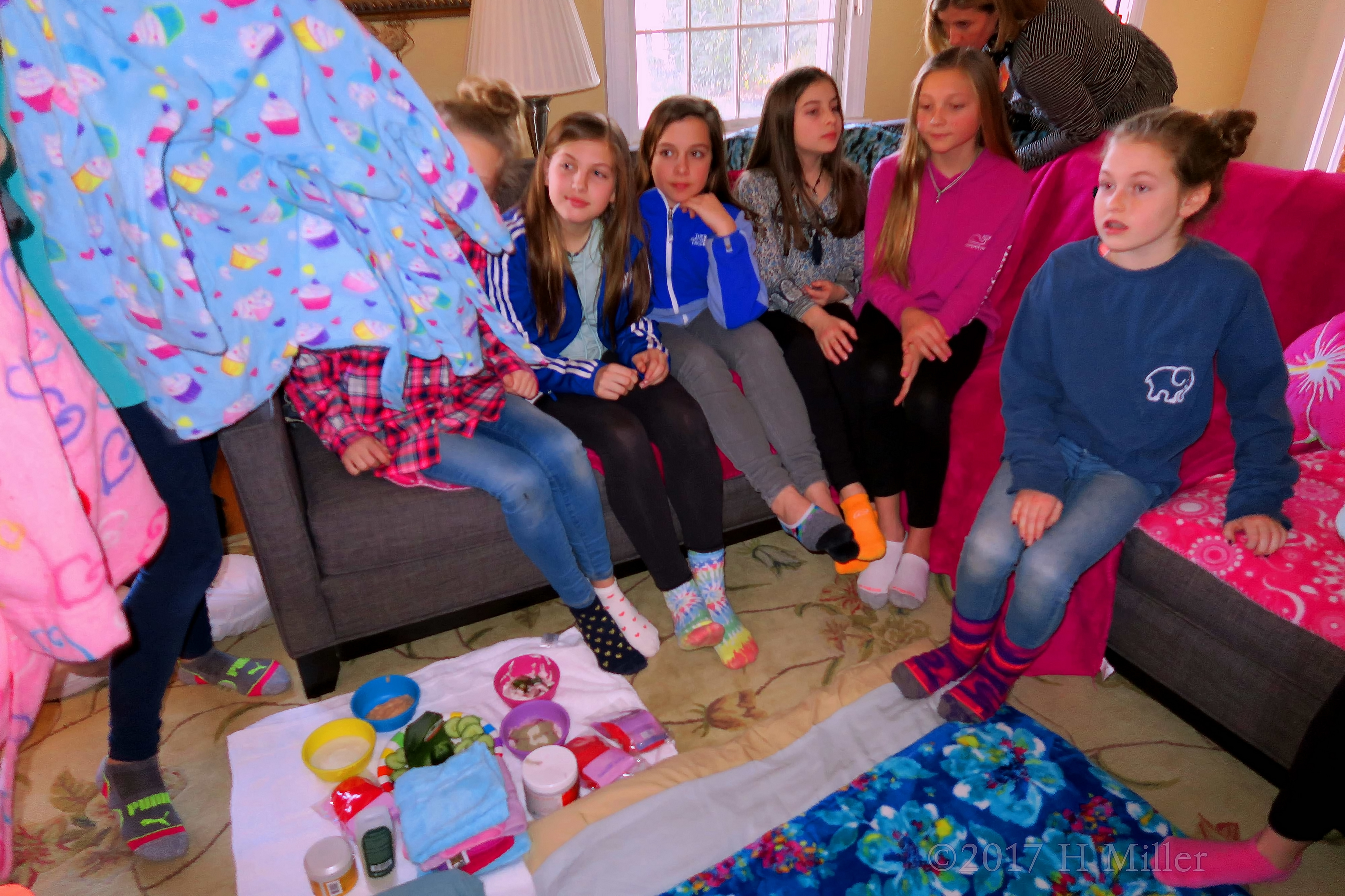 Selecting The Spa Robes At The Spa For Kids Selecting The Spa Robes At The Spa For Kids