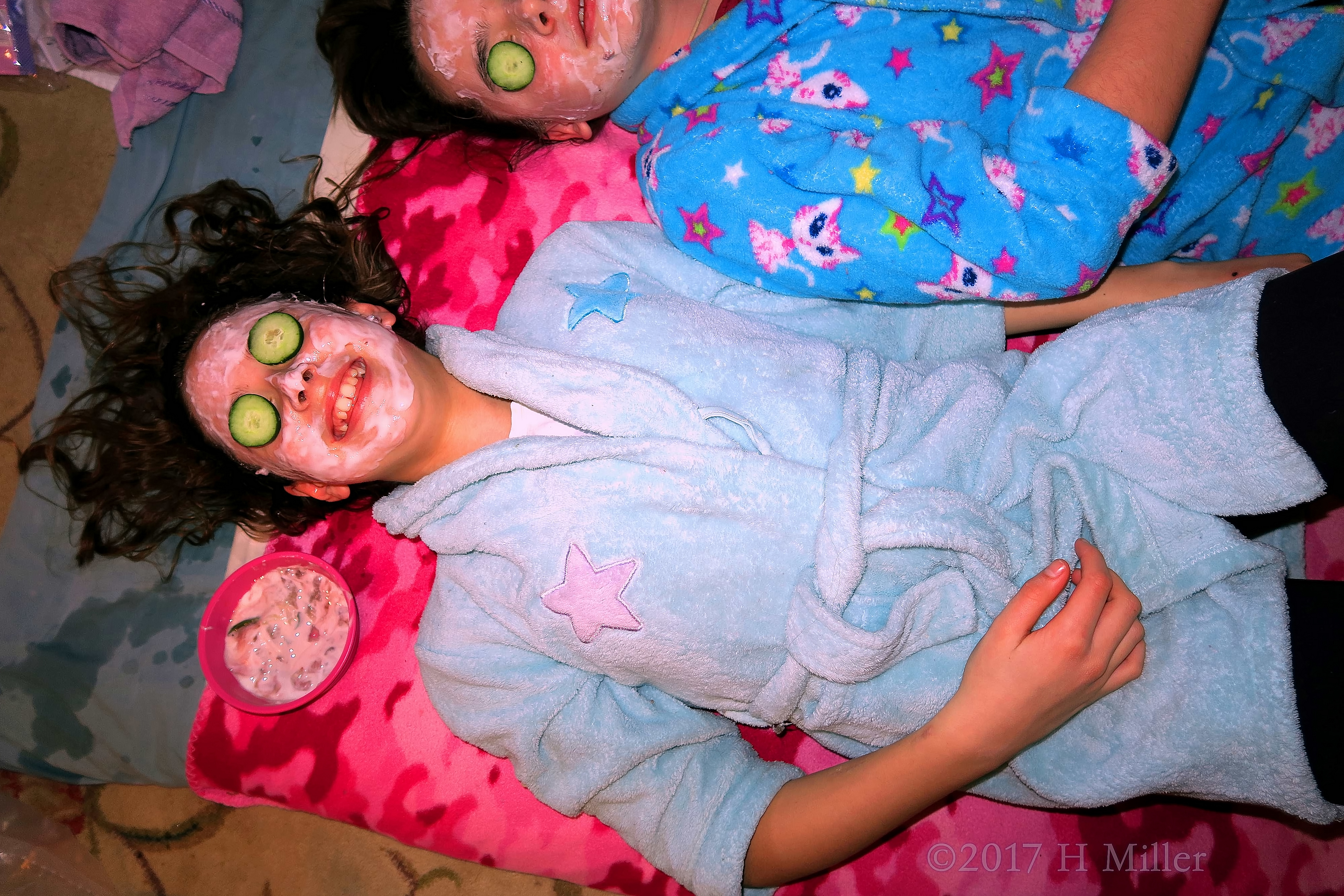 They Are Having Strawberry Kids Facials With Cucumbers On Their Eyes! 4 They Are Having Strawberry Kids Facials With Cucumbers On Their Eyes! 4