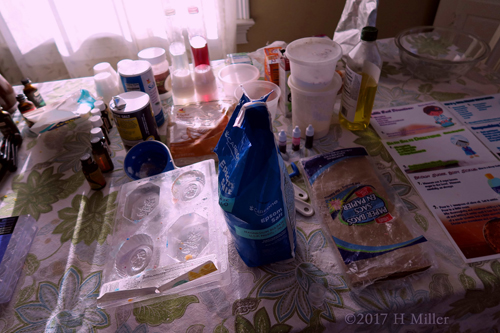 Are You Super Excited Seeing This Kids Craft Table! Are You Super Excited Seeing This Kids Craft Table!