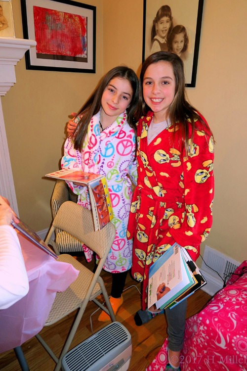 Kate Posing With Her Friend Kate Posing With Her Friend